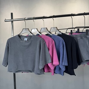 Completo Set Coordinato <span class=keywords><strong>Donna</strong></span> 2026: T-Shirt Vintage in Cotone French Terry Effetto Acido e Shorts Cropped Stile Hip Hop Streetwear - Nuova Collezione Hot per Ragazze - Product Image 1