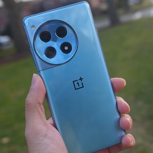 OnePlus 12R Version 6.78 1.5K Amoled 120Hz 8 Gen 2 Batterie 5500mAh Charge rapide NFC 5G Téléphone mobile de jeu Octa Core CPU - Product Image 1