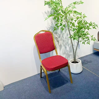 Chaise de banquet empilable en acier inoxydable avec cadre doré pour hôtel, restaurant, événements