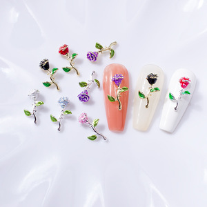 Adornos de <span class=keywords><strong>Uñas</strong></span> 3D con Flores de Rosa y Esmalte de Colores, Diamantes de Imitación, Decoración de <span class=keywords><strong>Uñas</strong></span> con Flores de Rosa de Aleación, Joyería para <span class=keywords><strong>Uñas</strong></span> para Festivales - Product Image 3
