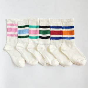 الجوارب الرياضية القطنية للرجال ، الجوارب الرياضية القطنية للرجال ، شعار مخصص مضلع ، طاقم ترهل مخطط ، تنفس سلس اصبع القدم ، ملابس الشارع - Product Image 1