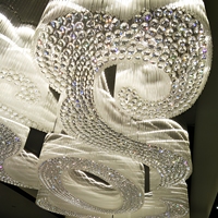 Lampu Gantung Kristal Kaca Mewah Modern, Tinggi Dapat Disesuaikan, Lampu LED yang Dapat Dikustomisasi, Cocok untuk Villa, Tangga, dan Ruang Perjamuan, Finishing Emas