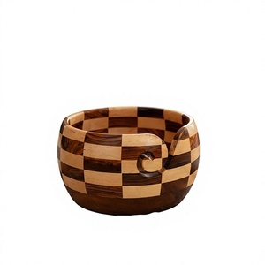 Bol à laine en bois, forme ronde, portable, 15 cm de longueur, design simple pour le tricot à la main, utilisation pratique - Product Image 3