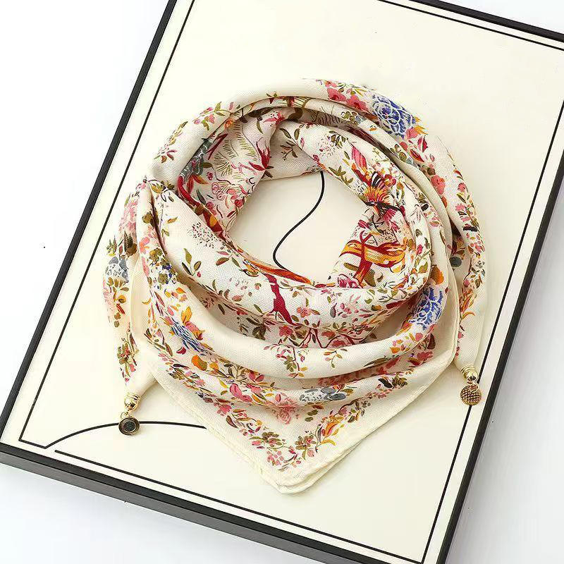 นกร้องเพลงและดอกไม้บาน