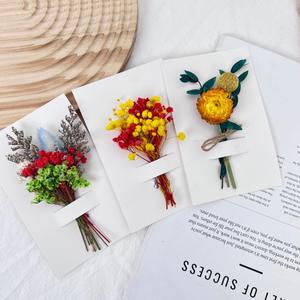 การ์ดขาวทำมือด้านเดียวประดับดอกไม้แห้ง สำหรับอวยพรคริสต์มาส ของขวัญขอบคุณ และของชำร่วยในเทศกาล - Product Image 4