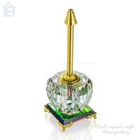 Pyramide arabe personnalisée K9 bouteilles de parfum en verre de cristal imprimé UV en forme de triangle pour les cadeaux des femmes et la décoration intérieure