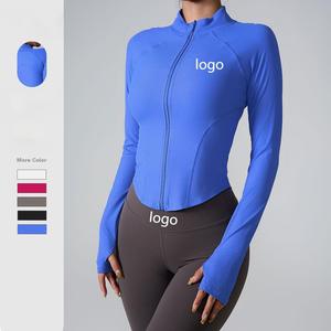 Haut de yoga pour femme à col montant et manches longues, coupe ajustée, en Spandex et Nylon, séchage rapide, respirant, écologique, uni - Product Image 3