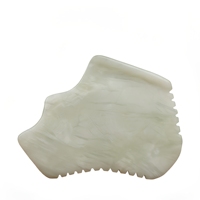 Planche de massage Gua Sha en jade Xiuyan en gros avec dents pour masser le visage et tous les méridiens du corps