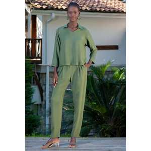 ชุดเสื้อคอวีผ้าวิสโคสสำหรับผู้หญิงและกางเกงจีบมีกระเป๋า พร้อมแขนเสื้อสามส่วนแบบไหล่ตก - Product Image 2