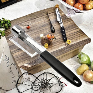 Herramienta manual de descorazonador de frutas de acero inoxidable de fácil agarre para quitar semillas y núcleos de manzanas, peras y otros productos frescos - Product Image 3