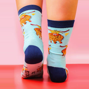 ถุงเท้าแฟชั่นดีไซน์ใหม่สำหรับผู้ใหญ่ ถุงเท้าลำลองสำหรับฤดูหนาว ถุงเท้าคุณภาพดีที่สุด สไตล์ใหม่ ถุงเท้าสำหรับมืออาชีพ เหมาะสำหรับทุกเพศ - Product Image 6