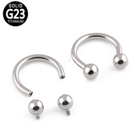 Perhiasan Tubuh Wanita Cincin Bentuk Horseshoe C Berulir Dalam dari Titanium ASTM F136 G23