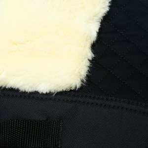 Équipement de cheval matelassé de haute qualité coussinets de selle confortables demi-coussin pour l'équitation <span class=keywords><strong>tapis</strong></span> équestres équins avec fourrure - Product Image 5