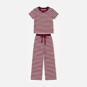 Ensemble de vêtements pour enfants, nouveau style, haut à manches courtes et pantalon long pour bébés filles - Product Image 3