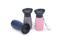Bouteille d'eau pliable pour chien 600 ml, sans BPA, écologique, étanche, facile à transporter, en plastique solide, modèle 2026, vente chaude