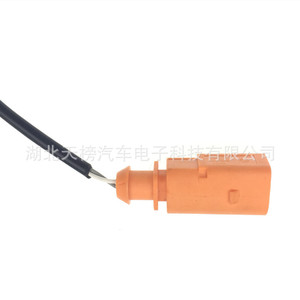 Sensor de temperatura de gases de escape 03G906088F de 2 pines de conexión rápida para coche diésel Vw - Product Image 1