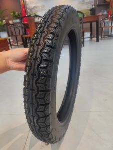Venta Directa de Fábrica, Neumáticos Estables para Motocicleta, Neumáticos para Motocicleta de Pedales, Neumáticos Sin Cámara 3.00-17 - Product Image 1