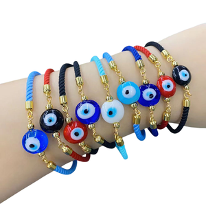 Pulsera de Cuerda Ajustable con Cuentas Redondas de Cristal de Murano con Diseño de Ojo Turco y Corazón, y Cuentas de Bola de Oro de 18k - Product Image 4
