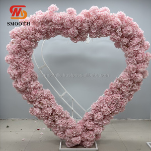 Décoration de mariage pour la Saint-Valentin, fond de scène en fleurs d'hortensia roses, arche florale en forme de cœur - Product Image 4