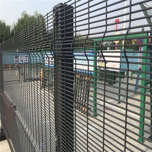 Clôture en treillis métallique 358 haute sécurité à <span class=keywords><strong>prix</strong></span> d'usine, portails de sécurité en treillis soudé 358 pour prison et aéroport - Product Image 5