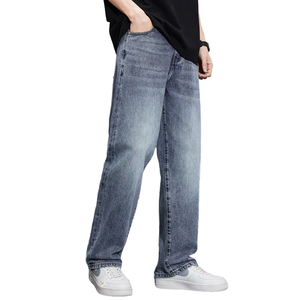 Pantalones Vaqueros de Mezclilla Lavados de Punto Recto para Hombre, Corte Regular, Casuales, Ligeros, de Poliéster/Algodón de Alta Calidad para Suministro al por Mayor - Product Image 1