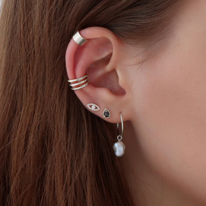 ROXI 16G Boucles d'oreilles clous à tête plate pour piercing de cartilage, avec diamants en forme d'œil, en argent sterling S925 - Product Image 4