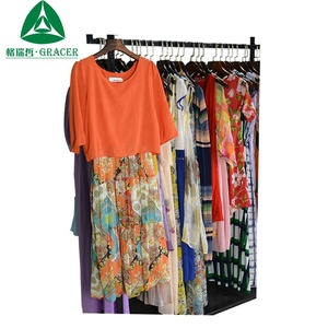 Robe en soie Longue Importation Vêtements <span class=keywords><strong>D</strong></span>'<span class=keywords><strong>occasion</strong></span> Vêtements <span class=keywords><strong>D</strong></span>'<span class=keywords><strong>occasion</strong></span> De L'australie - Product Image 3