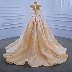 Robe de soirée de luxe pour femmes RSM 67338 de haute qualité 2021 - Product Image 3