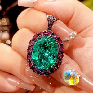 Conjunto de Joyería Ecológico de Moda, Chapado en Oro y Cobre, con Zirconia Verde de 15*20MM, Anillo y Colgante Antideslustre, Impermeable e Hipoalergénico - Product Image 4