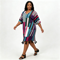 Robe midi d'été 26 en polyester à manches courtes, coupe trapèze, avec pompons, franges et rayures, grande taille, coupe ample, taille mi-haute, col en V profond pour femme
