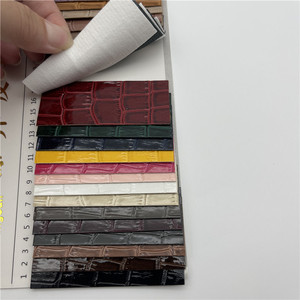 Serie in pelle Pu. La trama è un tessuto Stock in ecopelle goffrata con motivo a <span class=keywords><strong>coccodrillo</strong></span> trasparente - Product Image 6