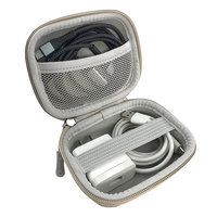 Étui de rangement pour accessoires électroniques en tissu écossais rigide en EVA, organisateur portable pour câbles et chargeurs avec mousqueton et sangle de fixation élastique