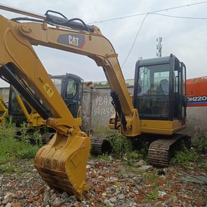 Excavadora Hidráulica de Orugas Usada de 6 Toneladas 305.5E con Bomba de Engranajes y Motor, de Segunda Mano y Alta Calidad - Product Image 4