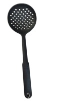 Spatule ajourée en nylon noir de qualité LFGB pour la cuisine