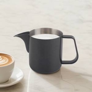 Pichet à mousse de lait expresso portable en acier inoxydable de 350 ml, approuvé par les baristas, modèle classique avancé - Product Image 3