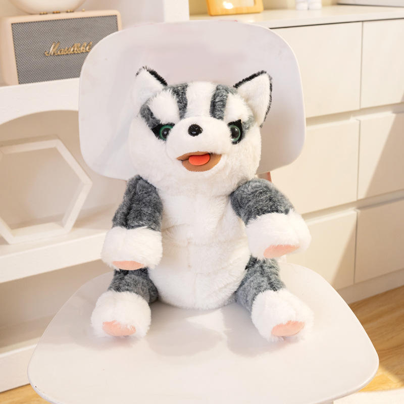 Langue de léchage de sac à dos Husky chantant pour apprendre à parler