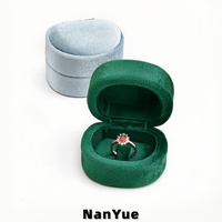 Kotak Cincin Beludru Mewah Bentuk D, Kotak Penyimpanan Perhiasan Portabel untuk Perjalanan, Kemasan Hadiah Pernikahan Pertunangan, Grosir Logo Kustom
