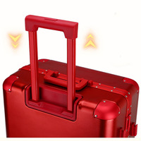 Valise rouge 24 pouces Valise à roulettes Cadre en aluminium Boîte à mot de passe anti-rayures silencieuse