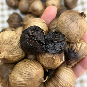 <span class=keywords><strong>Ail</strong></span> <span class=keywords><strong>noir</strong></span> biologique premium du Japon, <span class=keywords><strong>l</strong></span>égumes frais, <span class=keywords><strong>ail</strong></span> seul, 3,5 cm, 500 g, bouteilles, <span class=keywords><strong>ail</strong></span> doux pelé - Product Image 3