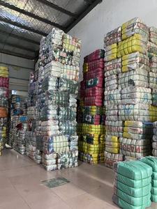 Pantalones cortos <span class=keywords><strong>de</strong></span> mezclilla <span class=keywords><strong>para</strong></span> hombre ecológicos más vendidos, perfectos <span class=keywords><strong>para</strong></span> exportación al por mayor y tienda <span class=keywords><strong>de</strong></span> moda sostenible - Product Image 5