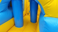 DFRL - Circuito de Obstáculos Deportivo para Niños, Personalizado, de Grado Comercial, PVC de 0.55 mm, 32 pies, Amarillo y Azul, con Soplador, Fácil de Instalar, 3 Años de Garantía