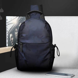 กระเป๋าใส่รองเท้าเทนนิสบาโบลาทลายพรางสีดำพร้อมชั้นวางไนลอนน้ำหนักเบากันน้ำสำหรับการเดินทาง - Product Image 2