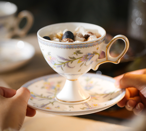 Conception de Style Royal français de tasses hautes élégantes et luxueuses en porcelaine osseuse tasses et soucoupes en céramique de vigne de fleur - Product Image 1