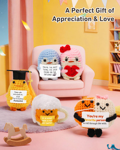 Adorno de pareja de pingüinos tejido a crochet a mano, corazón amigurumi, decoración mini tejida con hilo, regalo de San Valentín - Product Image 4
