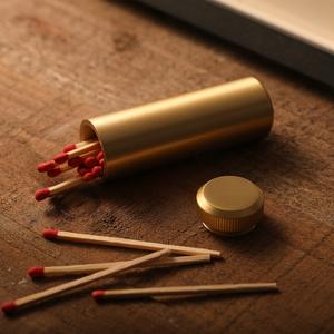 Porta scatola di fiammiferi in ottone Maxery con coperchio di protezione per uso domestico all'aperto, contiene fiammiferi Standard, scatola di fiammiferi elegante - Product Image 1