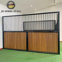 Planche d'extérieur en bambou Strand Woven Horse Stable Board Equine Stall Steel Horse Stall