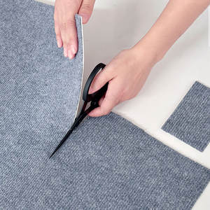 Dalles de moquette en polyester autocollantes |   Tapis de sol réutilisable à adsorption spécifique pour escaliers, idéal pour les petites boutiques et les maisons en <span class=keywords><strong>location</strong></span> - Product Image 2