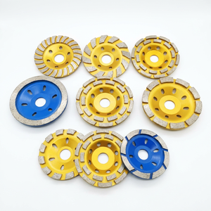 Disque de meulage diamanté professionnel 4 pouces pour utilisation <span class=keywords><strong>à</strong></span> l'<span class=keywords><strong>eau</strong></span>, <span class=keywords><strong>à</strong></span> vitesse de meulage rapide, pour la maçonnerie et le béton - Product Image 6