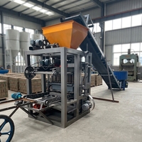 Machine automatique de fabrication de blocs creux en ciment KAIQIAN QT4-23A avec PLC et pompe en promotion