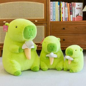 Vente en gros, nouvel arrivage de peluche Capybara verte, pendentif en forme de banane jaune, en coton PP, couette en polyester doux, cadeau - Product Image 1